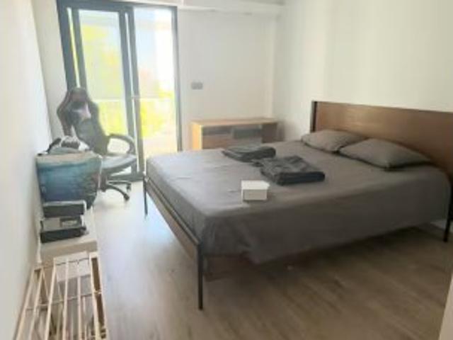 Quarto alugar em Cova da Piedade, Almada