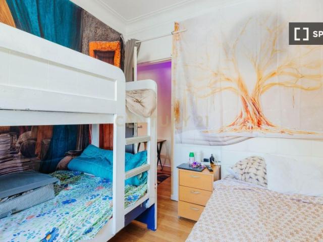 Quarto alugar em Falagueira, Amadora