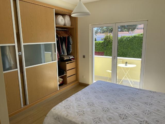 Quarto alugar em Aroeira, Almada