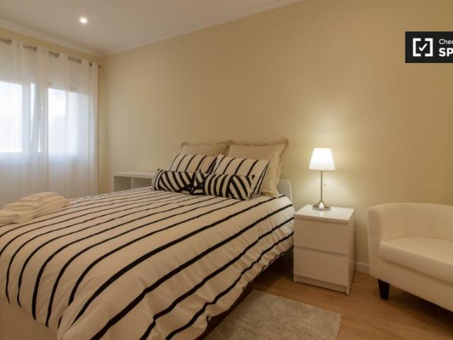Quarto alugar em Oeiras, Lisboa
