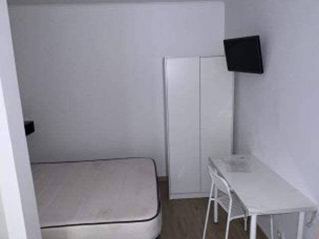 Quarto alugar em Santo António, Lisboa