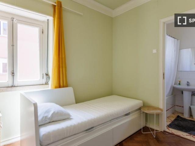 Quarto alugar em Santo António, Lisboa