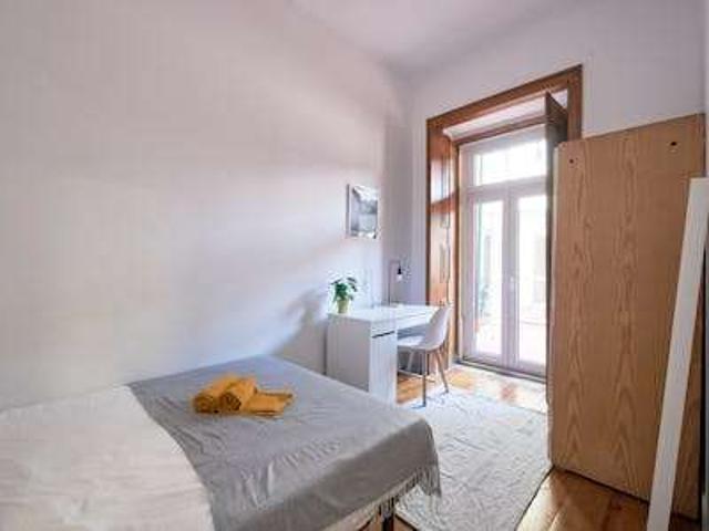 Quarto alugar em Santa Maria Maior, Lisboa