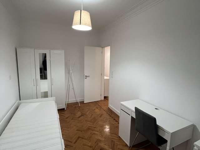 Quarto alugar em Avenidas Novas, Lisboa