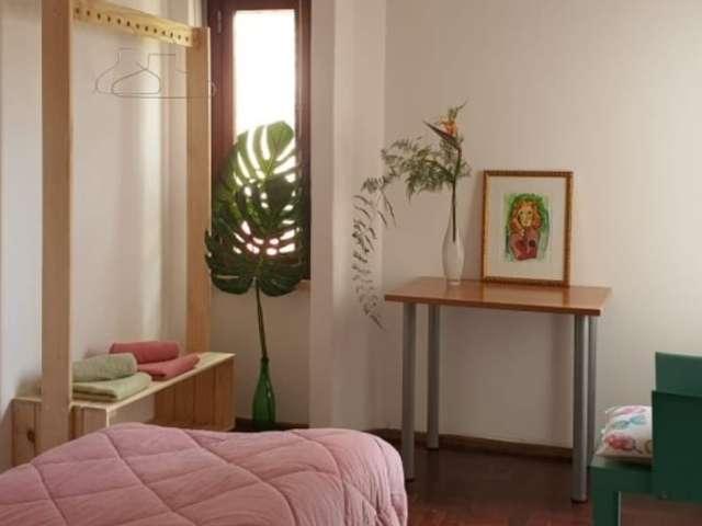 Quarto alugar em Oeiras, Lisboa