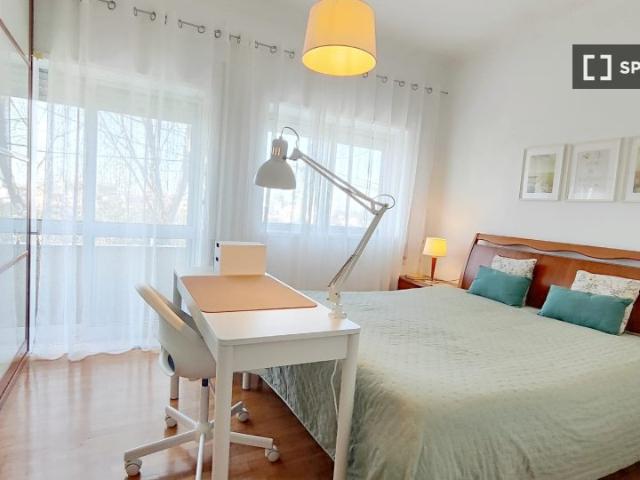 Quarto alugar em Regedoura, Porto