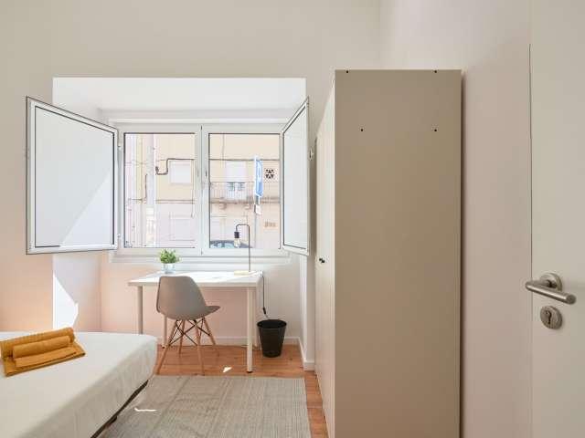 Quarto alugar em Bairro Lopes, Lisboa