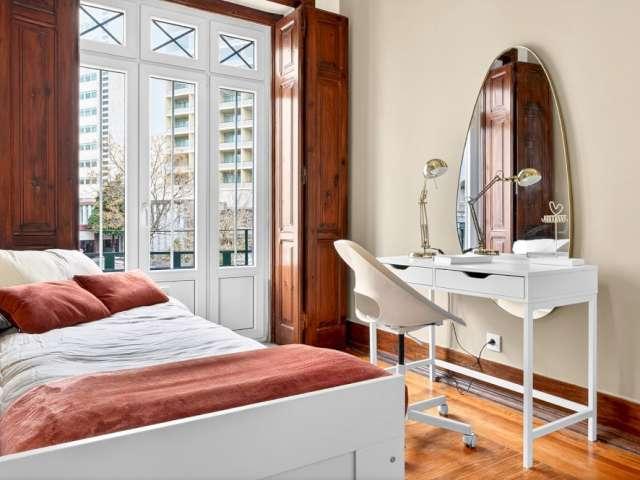 Quarto alugar em Santo António, Lisboa