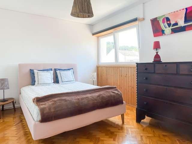 Quarto alugar em Laveiras, Oeiras