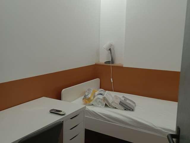 Quarto alugar em Carriche, Lisboa