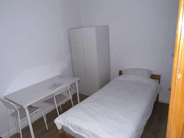 Quarto alugar em Santo António, Lisboa