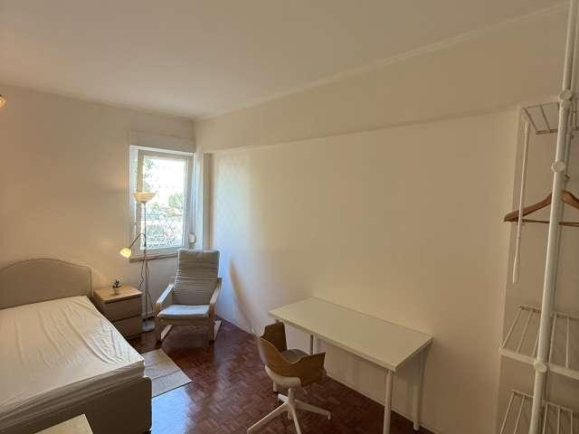 Quarto alugar em Olivais, Lisboa