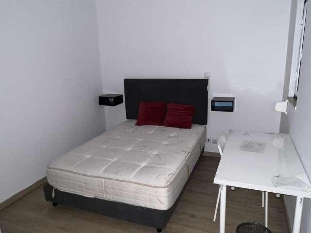 Quarto alugar em Santo António, Lisboa