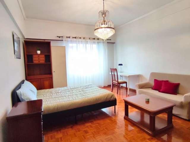 Quarto alugar em Bairro Olaio, Odivelas