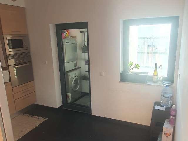 Room alugar em Seixal, Bacelos de Gaio