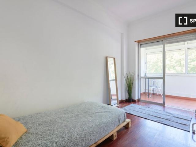 Quarto alugar em Centro Sul, Almada