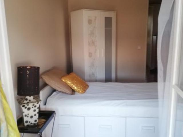 Quarto alugar em Urbanização da Atalaia, Amadora