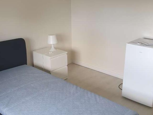 Quarto alugar em Campos Velhos, Cascais