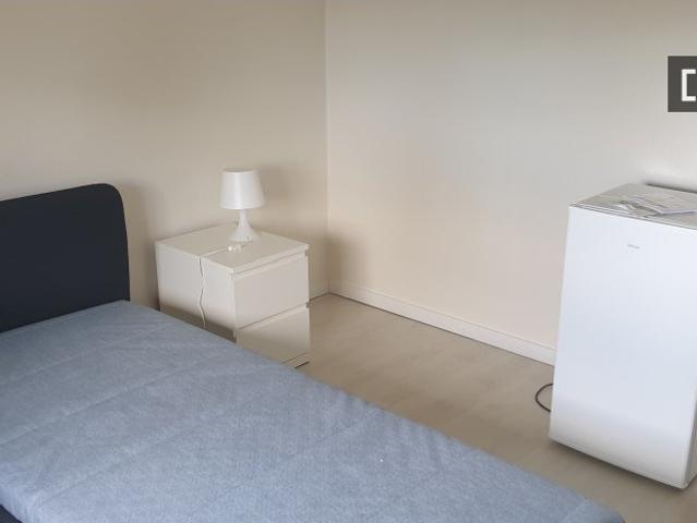 Quarto alugar em Campos Velhos, Cascais