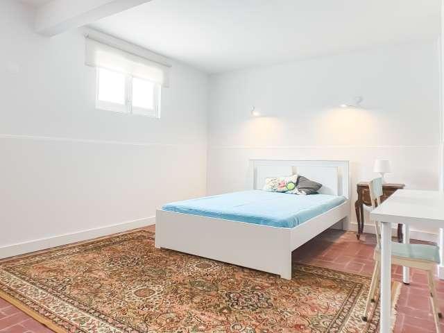 Quarto alugar em Oeiras, Lisboa