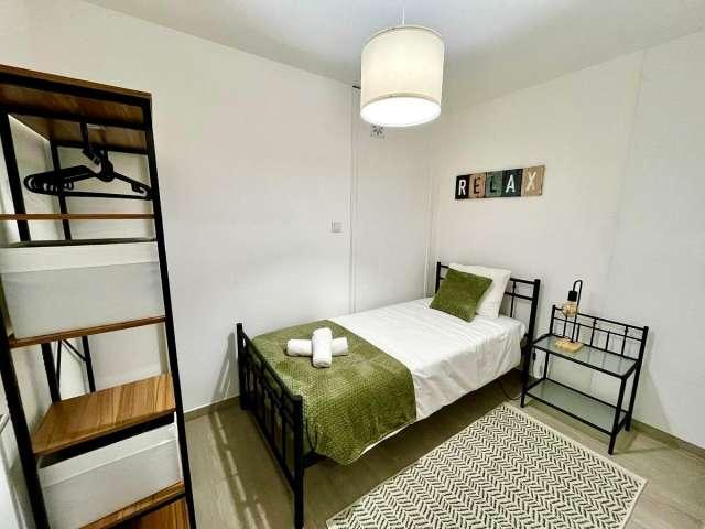 Quarto alugar em Avilhó, Porto