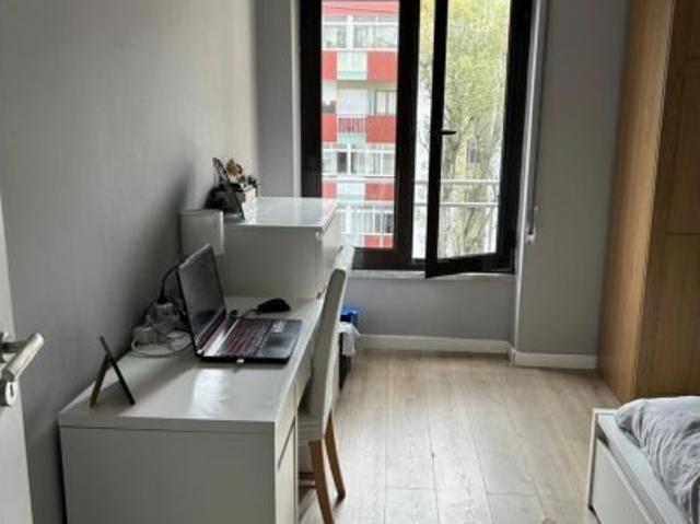 Quarto alugar em Oeiras, Lisboa