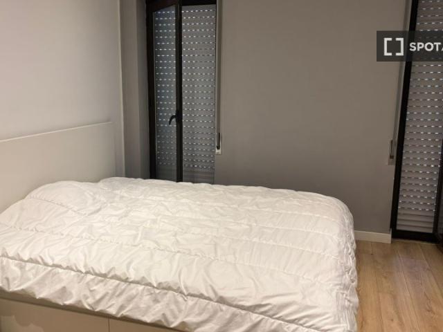 Quarto alugar em Oeiras, Lisboa