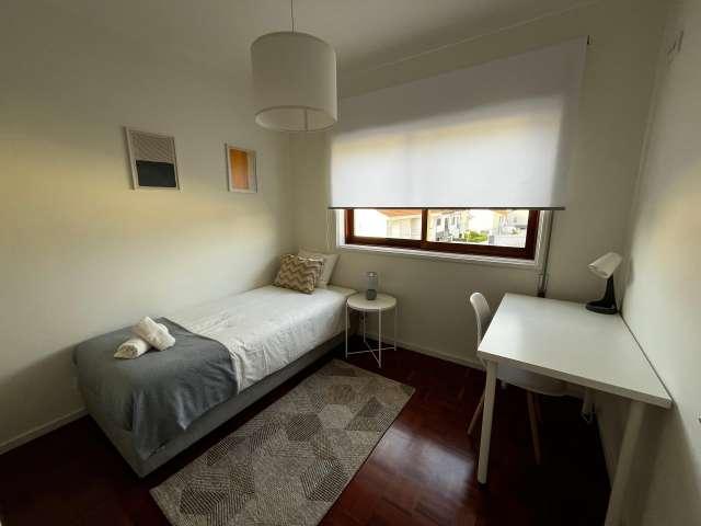 Quarto alugar em Avilhó, Matosinhos