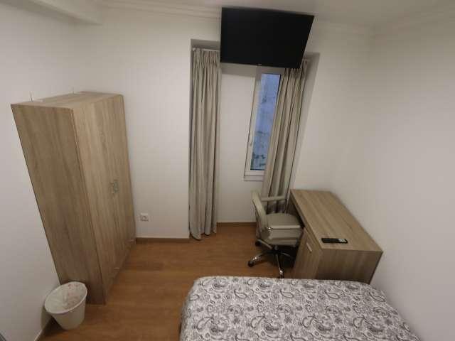 Quarto alugar em Pena, Lisboa