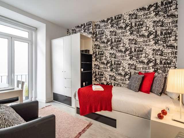 Quarto alugar em Bairro de Campolide, Lisboa