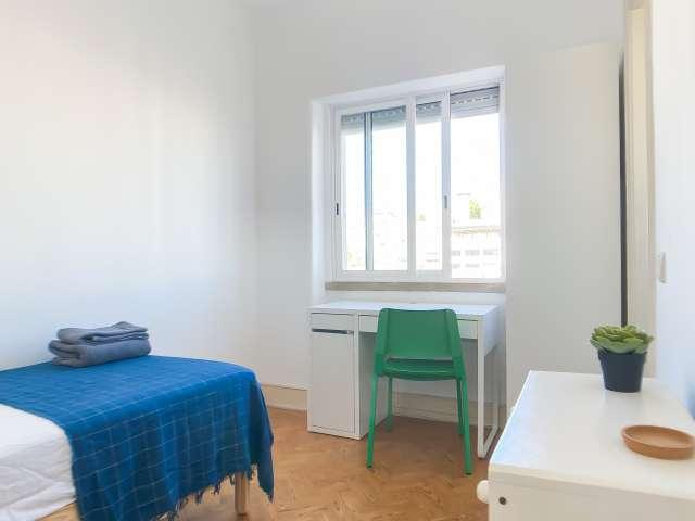 Quarto alugar em Arroios, Lisboa