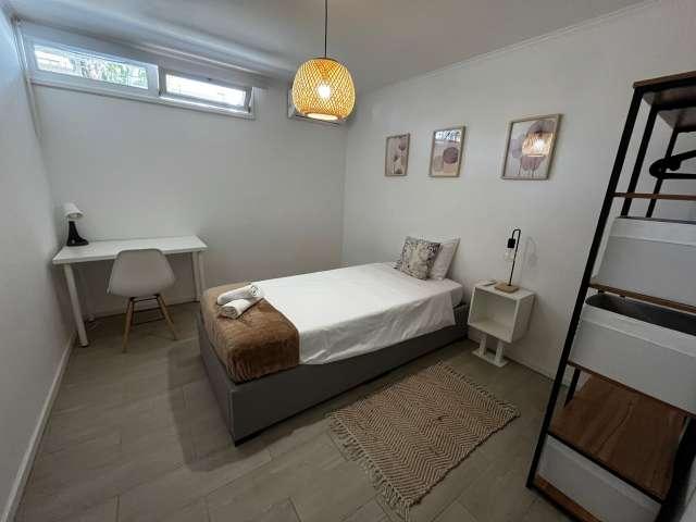 Quarto alugar em Avilhó, Custóias