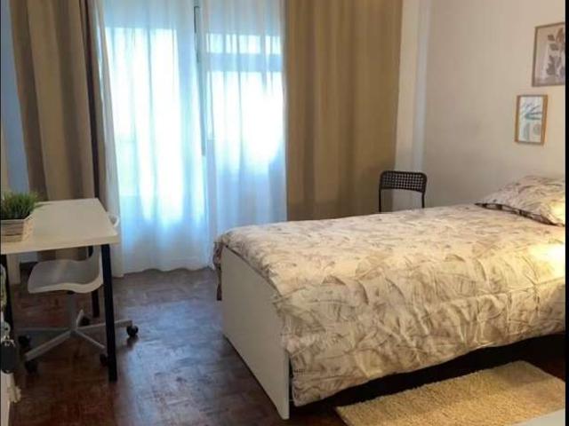 Quarto alugar em Casal do Privilégio, Odivelas