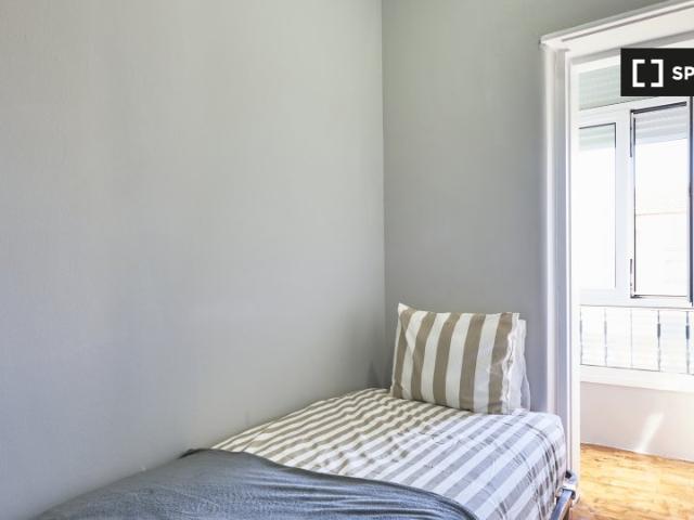 Quarto alugar em Falagueira, Amadora