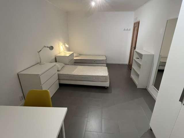 Quarto alugar em Avenidas Novas, Lisboa