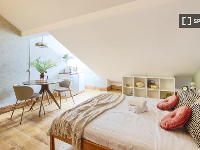 Quarto alugar em Santo António, Lisboa