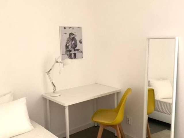 Quarto alugar em Avenidas Novas, Lisboa