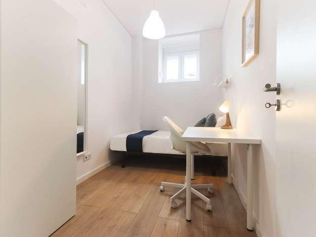 Quarto alugar em Oeiras, Lisboa
