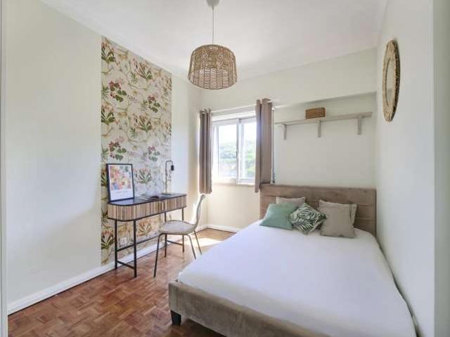 Quarto alugar em São Domingos de Benfica, Lisboa