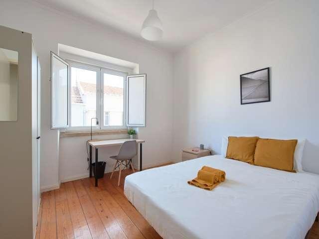 Quarto alugar em Bairro Lopes, Lisboa