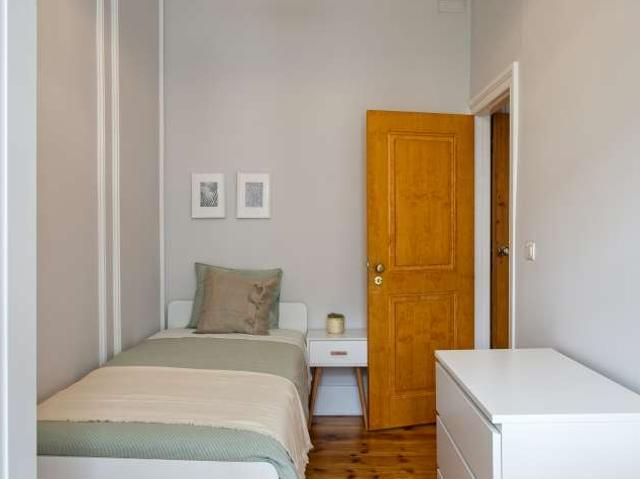 Quarto alugar em Arroios, Lisboa