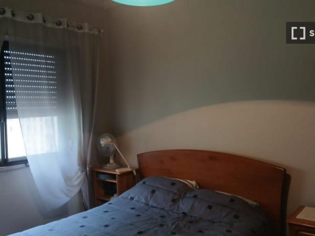 Quarto alugar em Pombais, Odivelas
