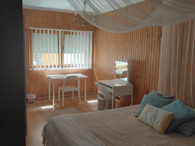 Quarto alugar em Casal do Vale do Milho, Lisboa