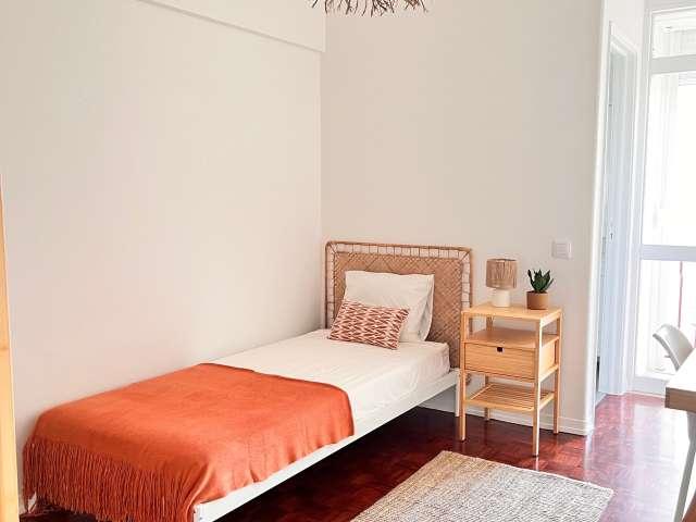 Quarto alugar em Olivais, Lisboa