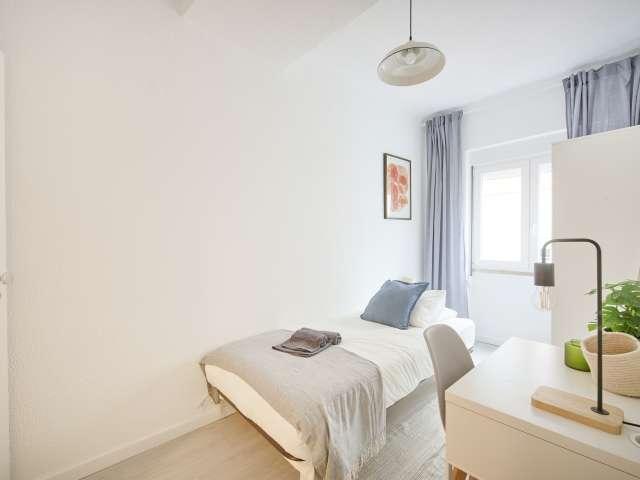 Quarto alugar em Avenidas Novas, Lisboa