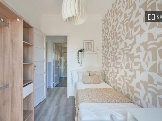 Quarto alugar em Damaia, Amadora