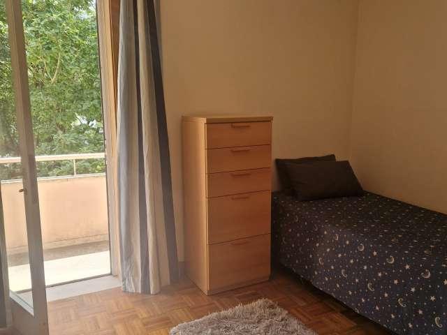 Quarto alugar em Porto, Aldoar