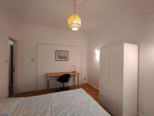 Quarto alugar em Porto, Lordelo Do Ouro
