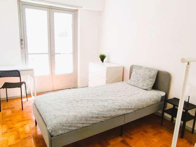 Quarto alugar em Vale de Carenque, Sintra