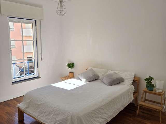 Quarto alugar em Santo António da Caparica, Almada